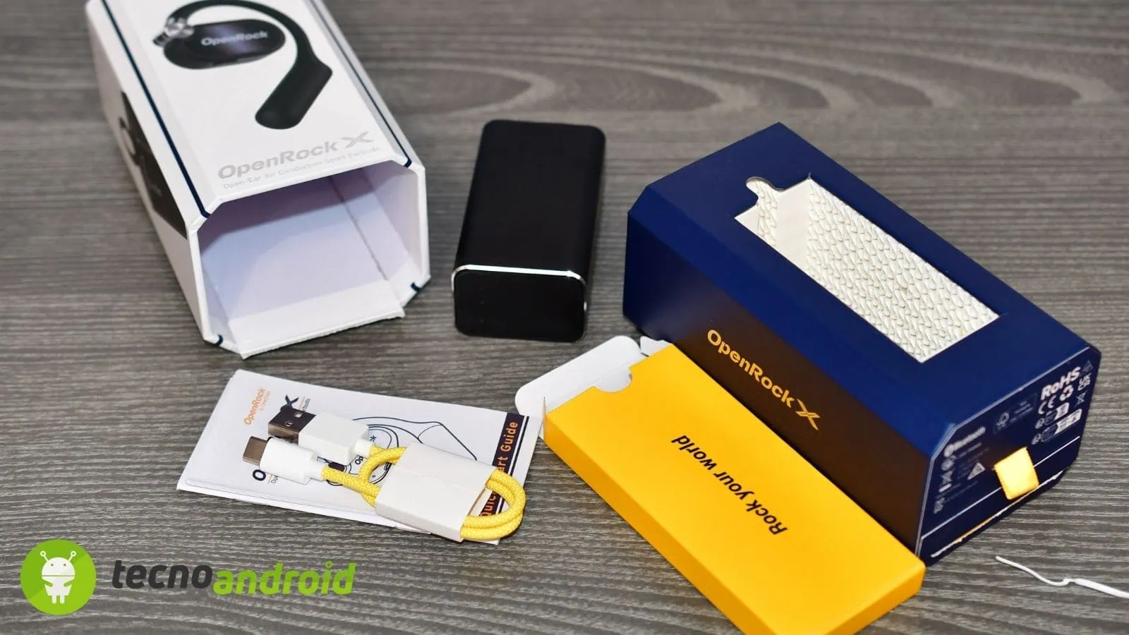 OpenRock X Open-Ear Air Conduction Sport Earbuds: gli auricolari