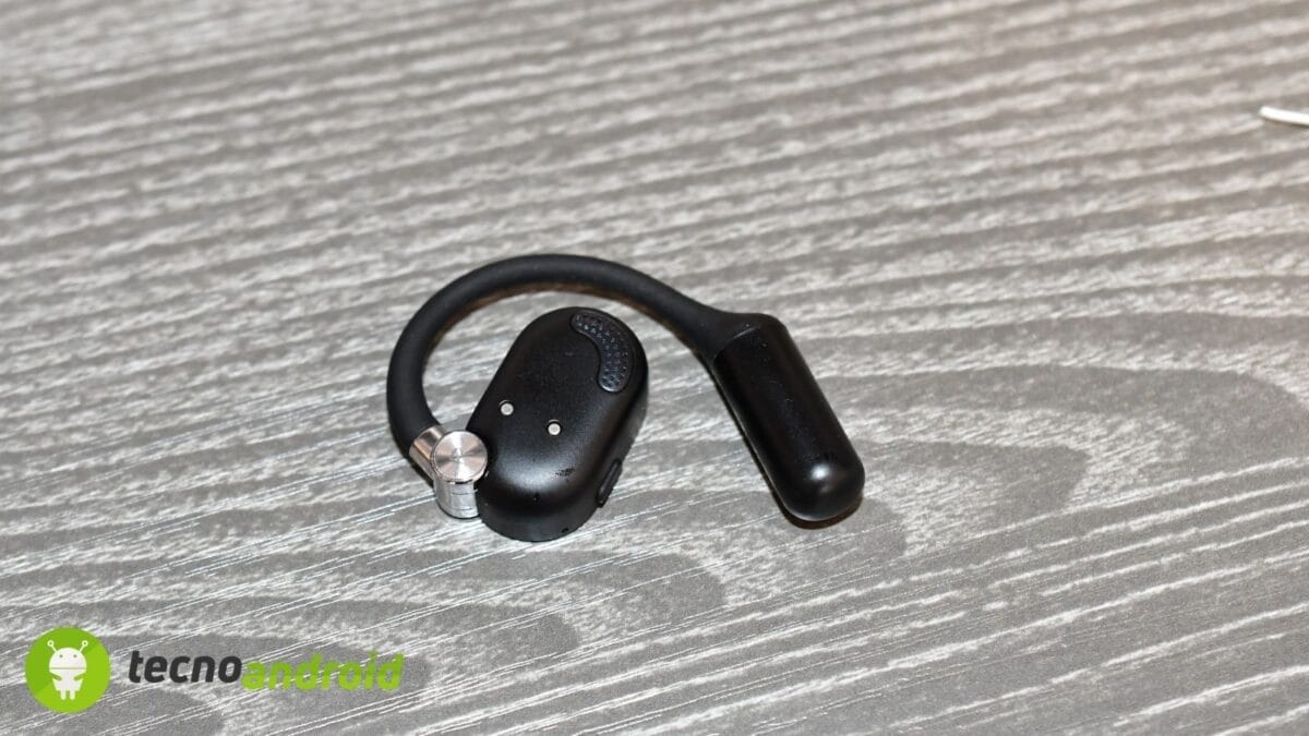 auricolari - utilizzo OpenRock X Open-Ear Air Conduction Sport Earbuds: gli auricolari