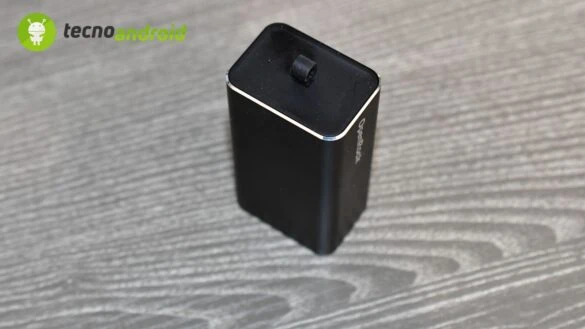 8 OpenRock X Open-Ear Air Conduction Sport Earbuds: gli auricolari
