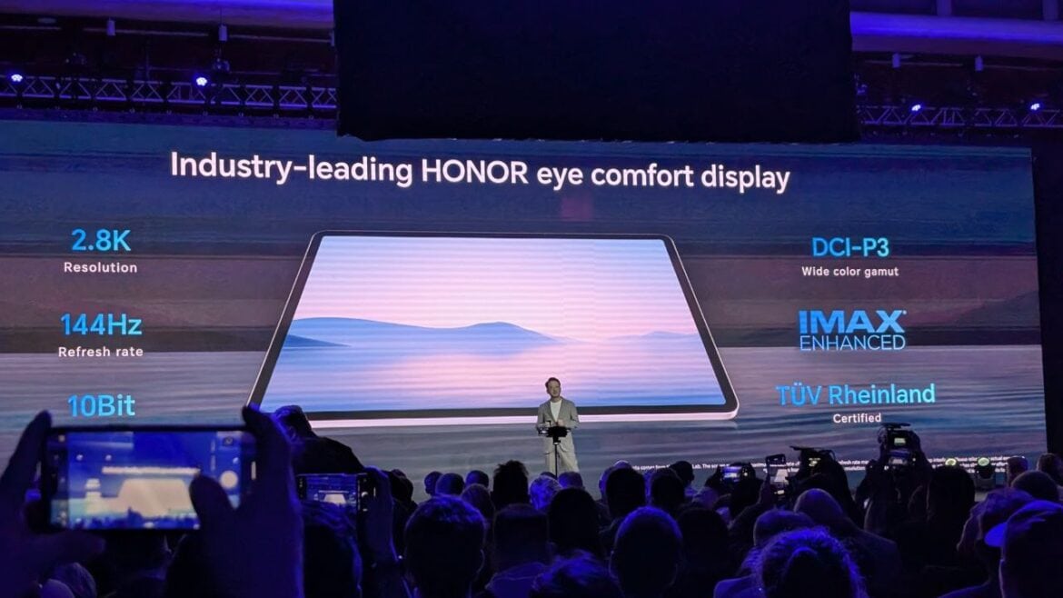 Honor MWC (8)