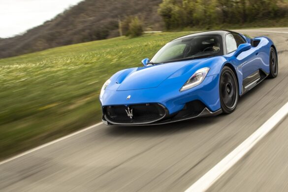 Maserati in crisi: gli investimenti sospesi minacciano il futuro del brand