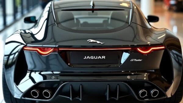 Jaguar GT: L'auto che cambia il futuro del lusso elettrico