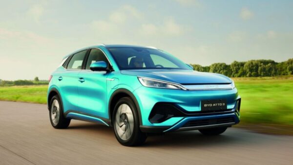 Nuova BYD Atto 3: Restyling leggero ma decisivo