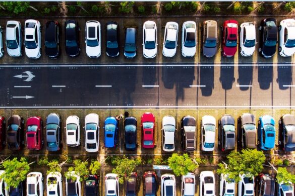 Auto “invecchiate”: l’Italia rallenta sulla strada della sostenibilità