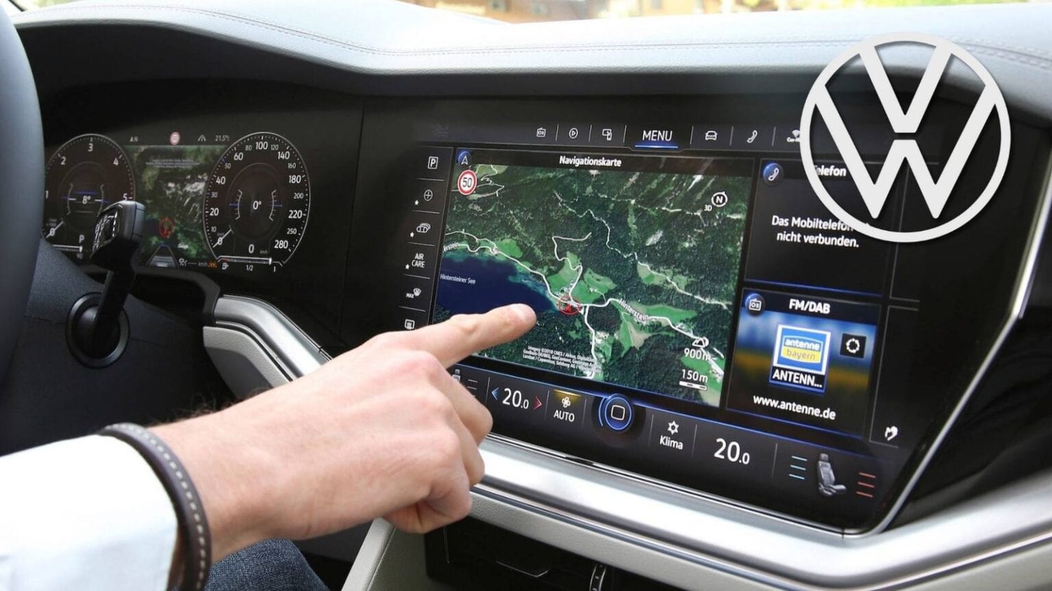 Volkswagen: addio agli schermi solo touch nelle auto