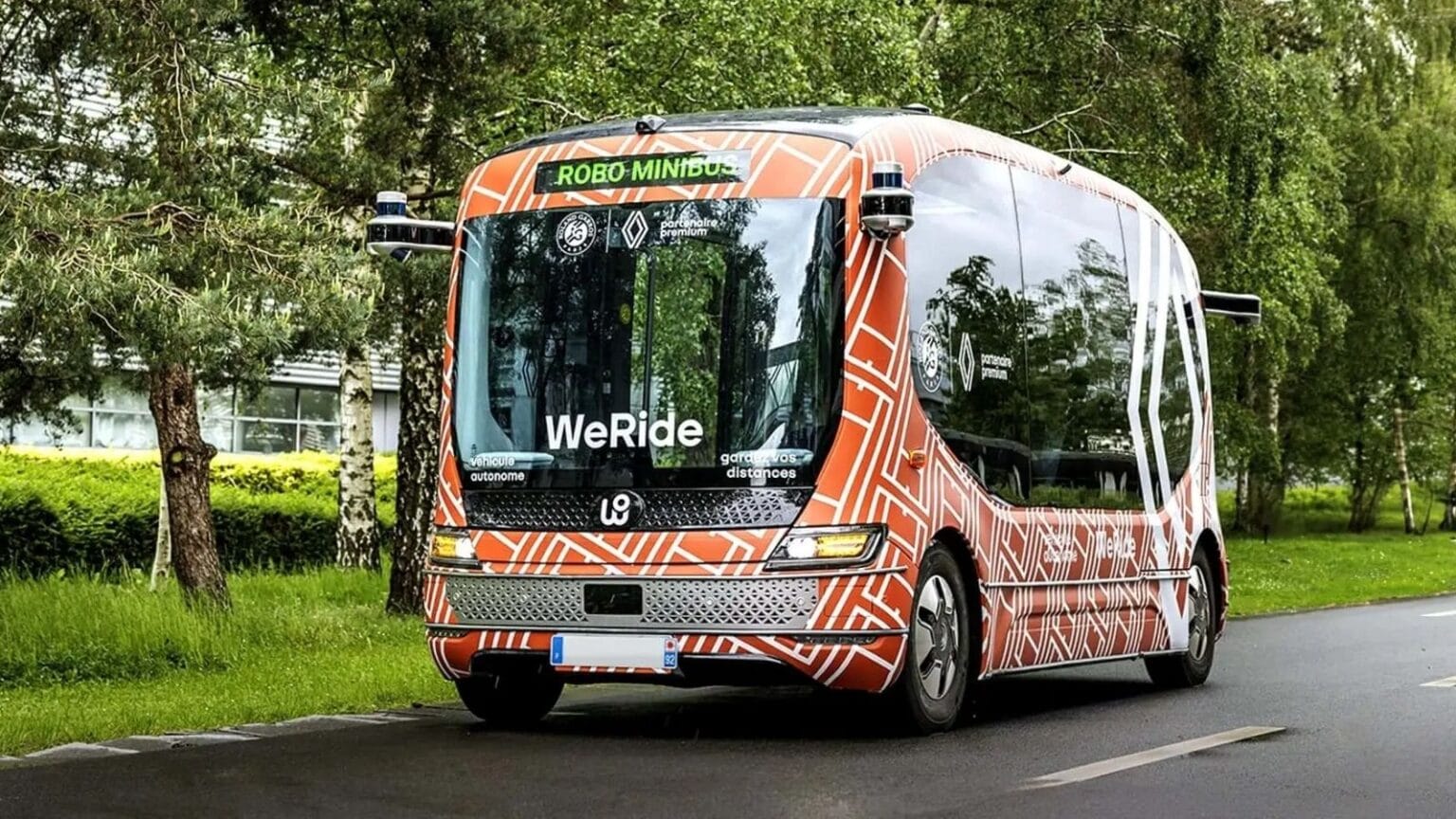 Il futuro del trasporto pubblico: i MiniBus autonomi di Renault e WeRide
