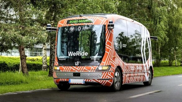 Il futuro del trasporto pubblico: i miniBus autonomi di Renault e WeRide