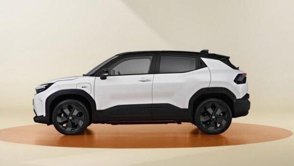 Toyota Urban Cruiser: il nuovo B-SUV elettrico dall'autonomia sorprendente