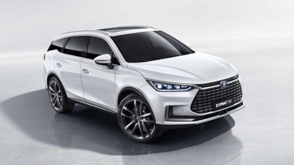 BYD: auto elettriche sempre più efficienti con la ricarica Ultra-fast