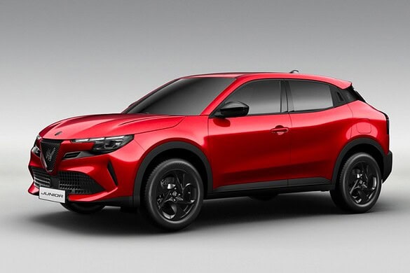 Alfa Romeo Junior Ibrida Q4: nuova era per la trazione integrale