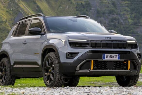 Jeep Compass 2025: nuove motorizzazioni e design rivisitato