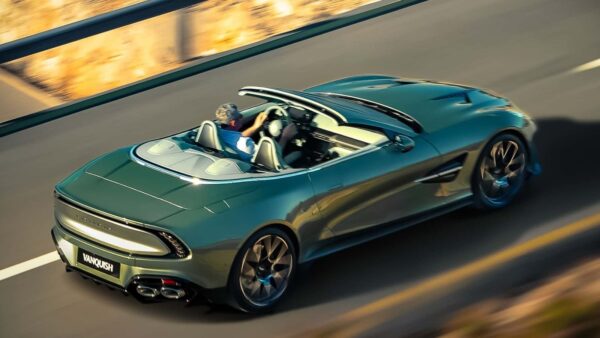 Aston Martin Vanquish Volante: eleganza e potenza tra il vento