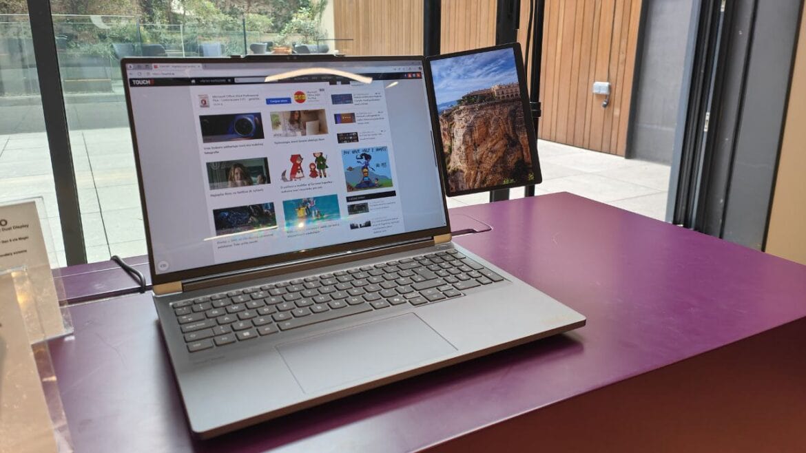 Lenovo MWC (10)
