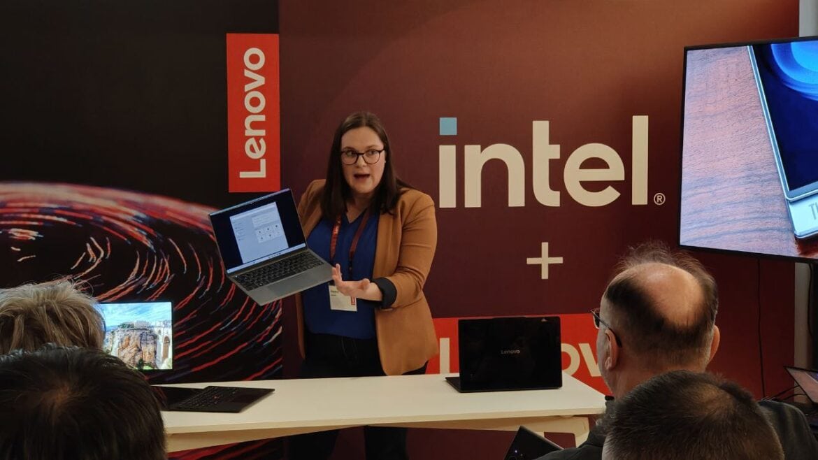 Lenovo MWC (19)