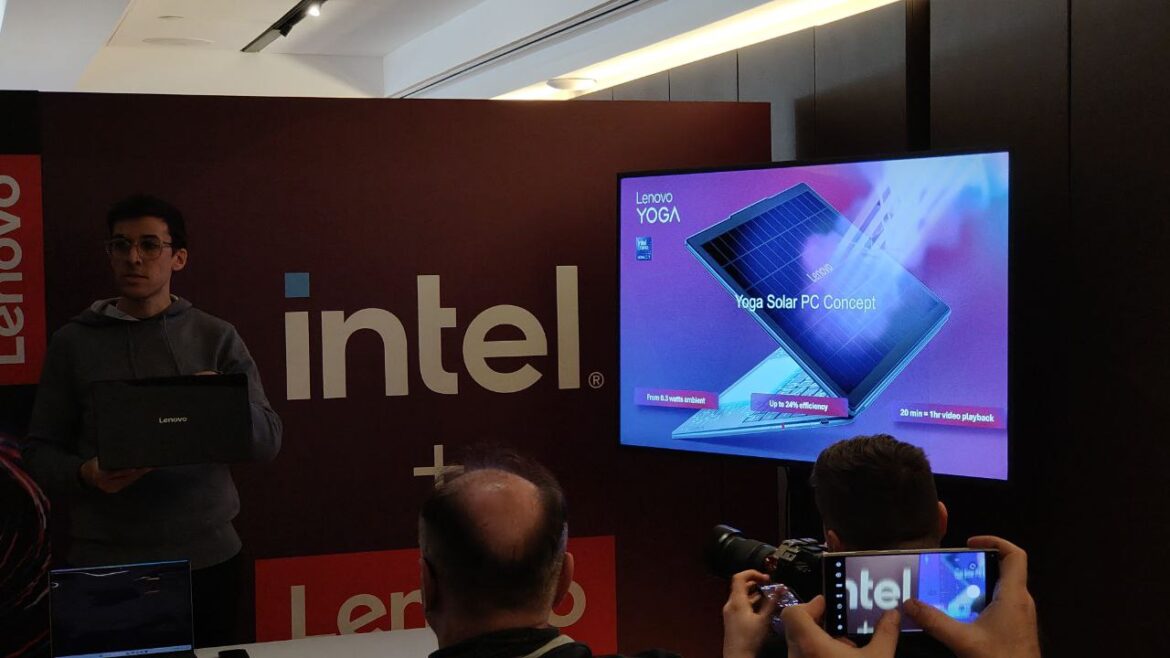 Lenovo MWC (29)