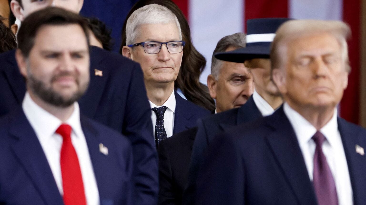 Apple il piano di investimenti da 500 miliardi