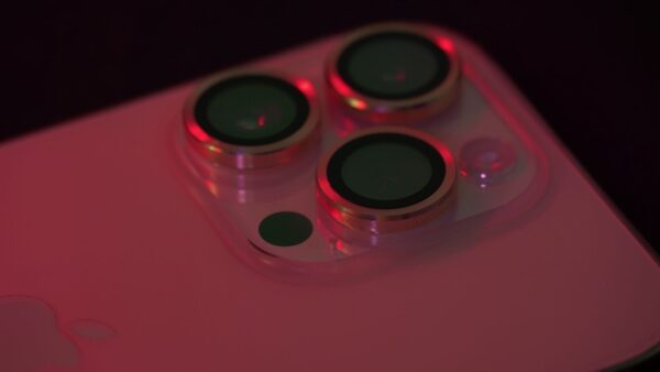 iPhone 17