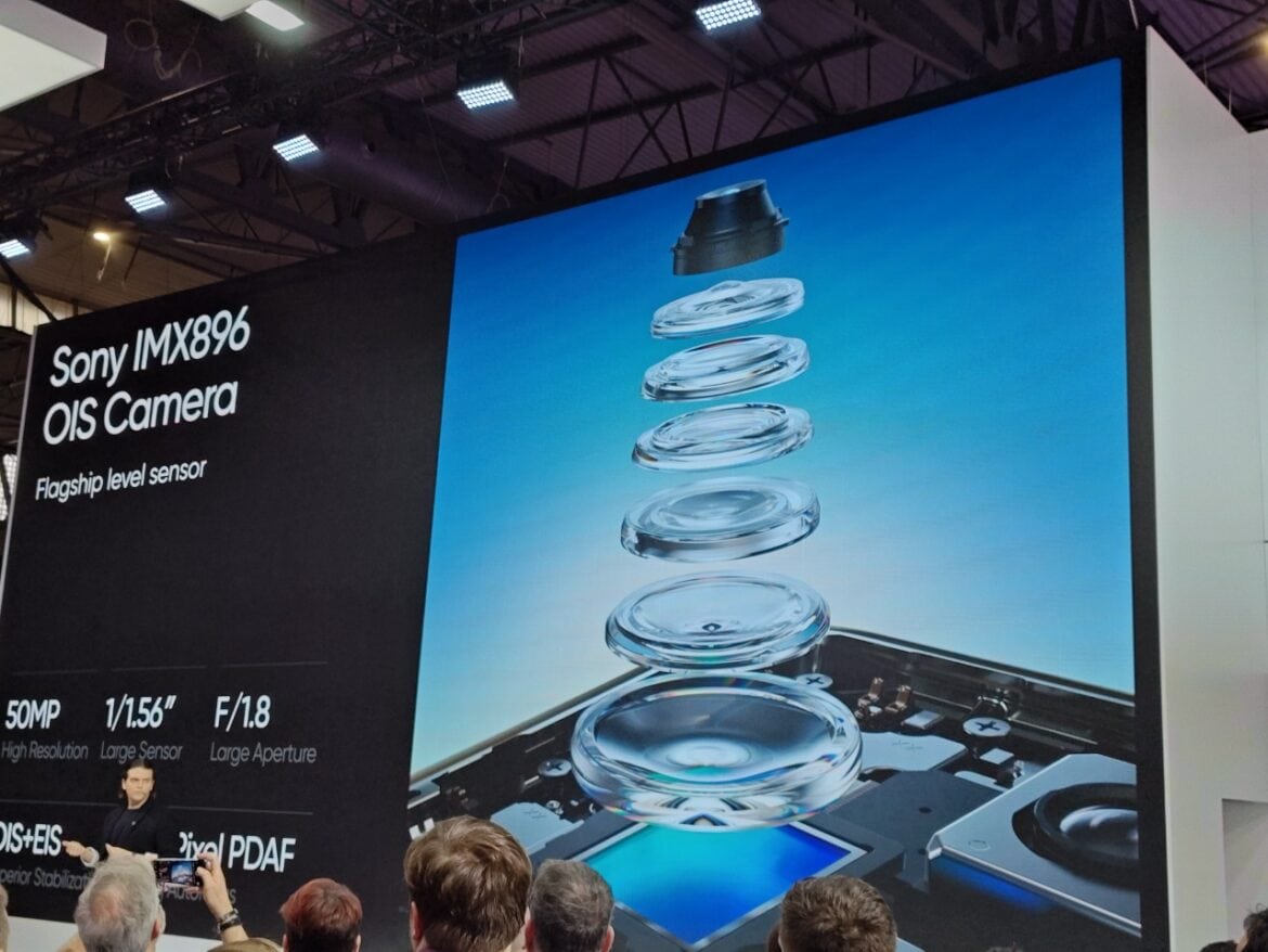 Realme MWC (17)