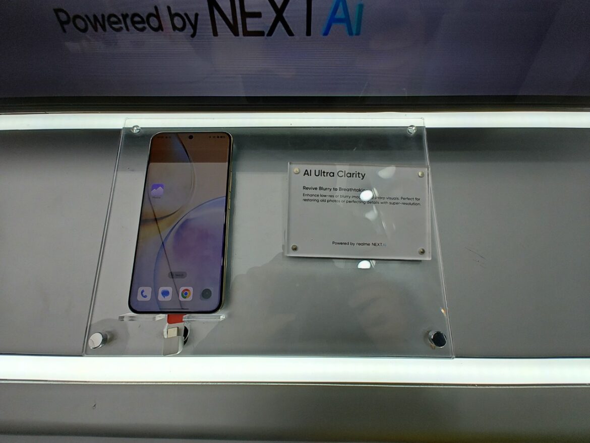 Realme MWC (30)