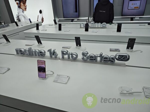 realme - dettaglio realme - dettaglio