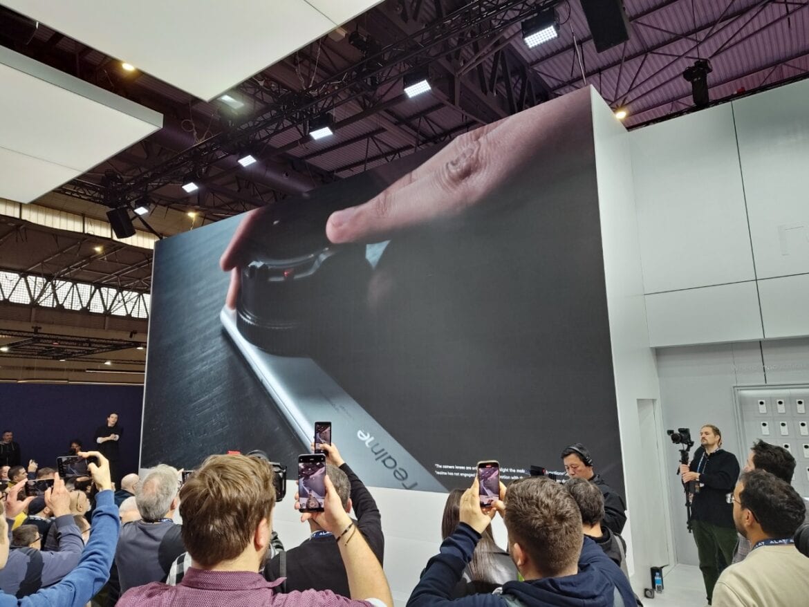 Realme MWC (8)