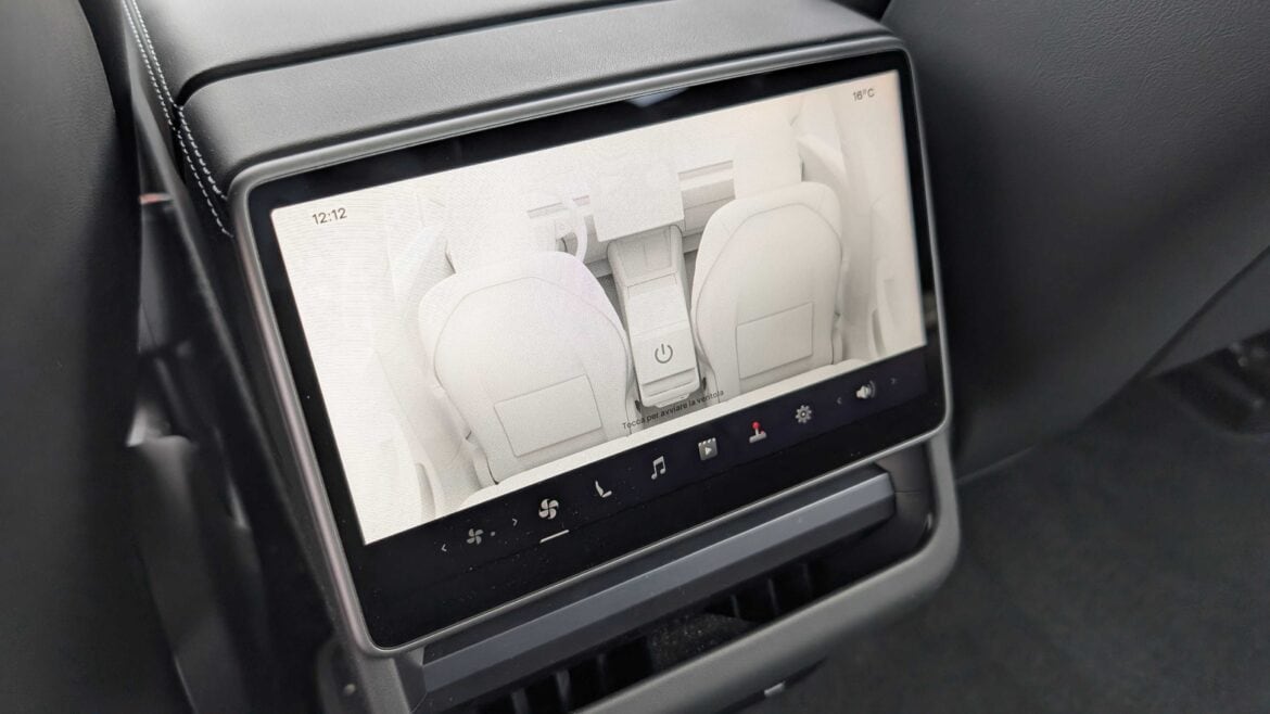 Tesla Model 3 RWD (16)