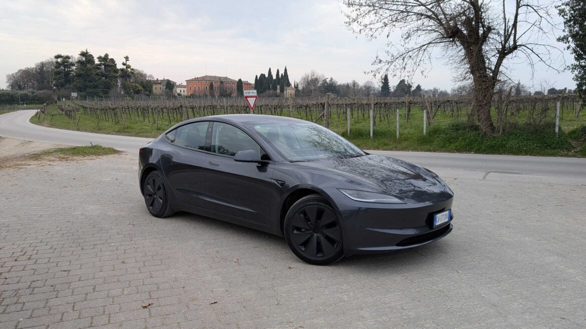 Tesla Model 3 RWD (21)