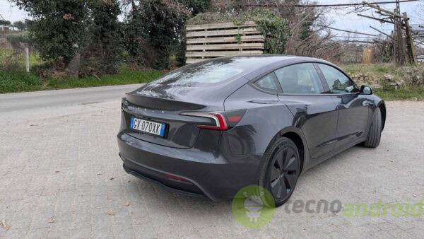 tesla - immagine 23 tesla - immagine 23