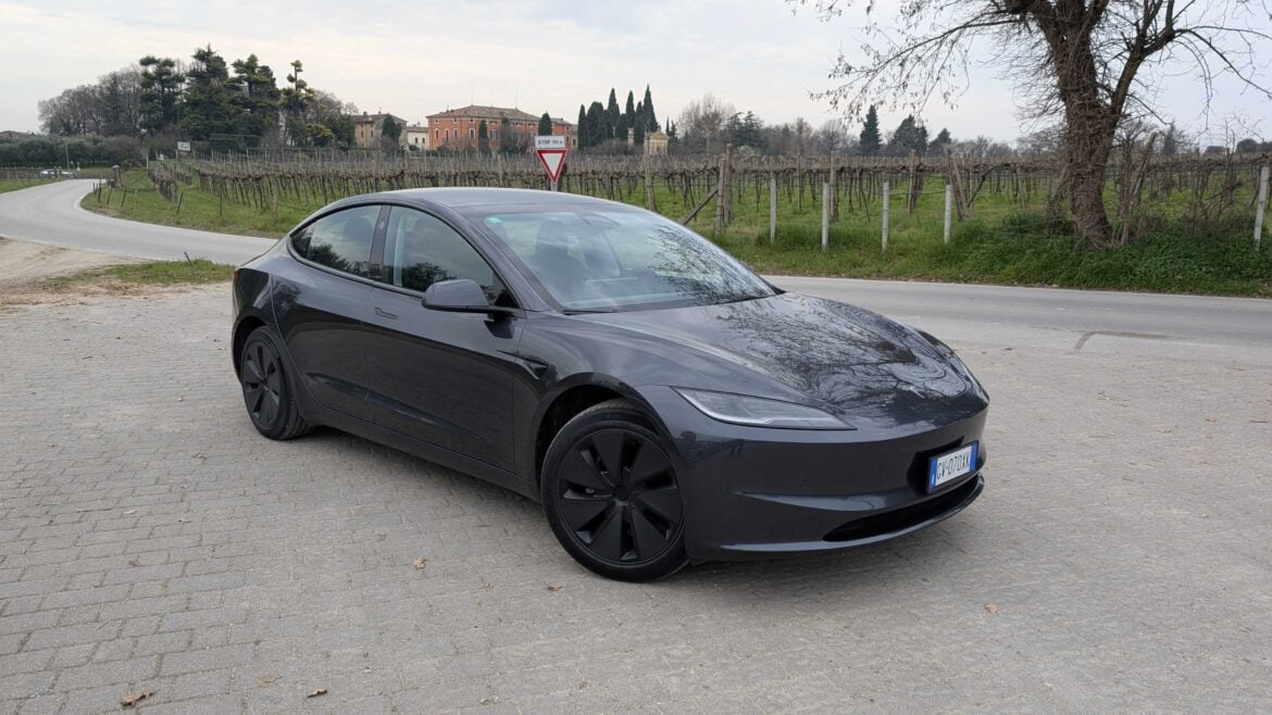 Tesla Model 3 RWD (28)