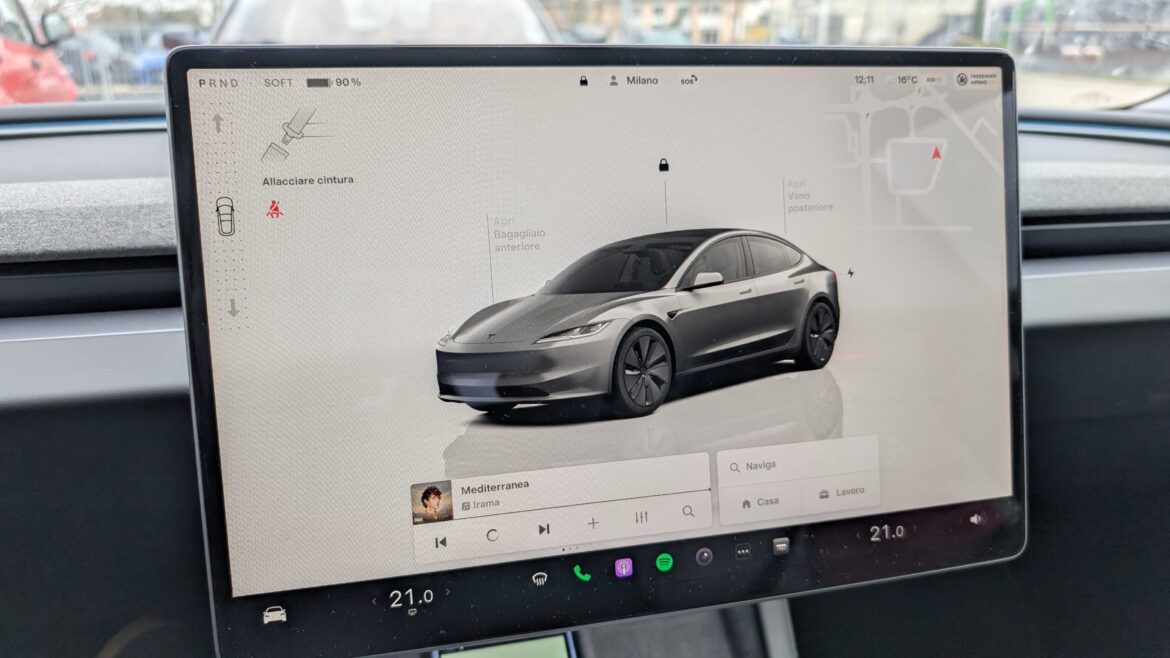 Tesla Model 3 RWD (8)