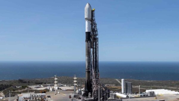 SpaceX ha riutilizzato un Falcon 9 in soli 9 giorni, battendo il record di velocità e aprendo nuove possibilità per l'accesso allo spazio.