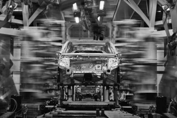 Jeep Renegade addio: l’ultimo esemplare prodotto a Melfi chiude la serie