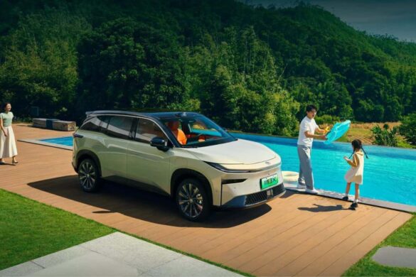 Toyota bZ3X, 10.000 ordini in soli pochi minuti dal debutto