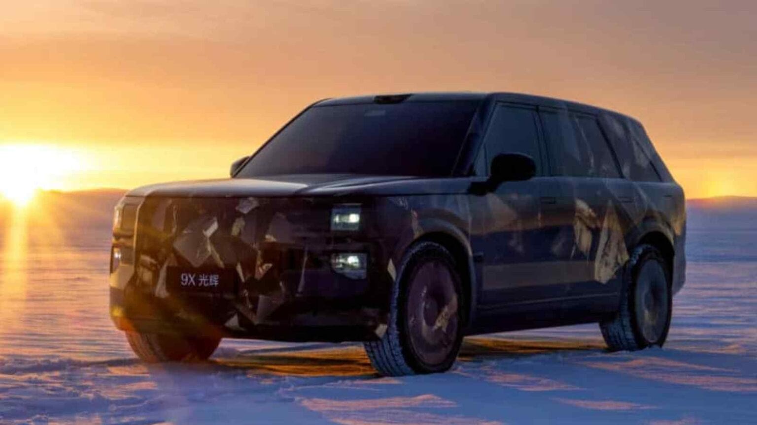 Zeekr svela il 9X, il suo primo SUV ibrido di lusso, con guida autonoma avanzata e un prezzo che punta a sfidare Mercedes e BMW.