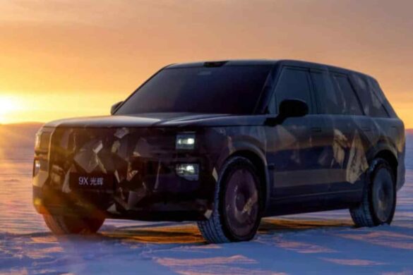 Zeekr sfida i big del lusso con il nuovo SUV 9X