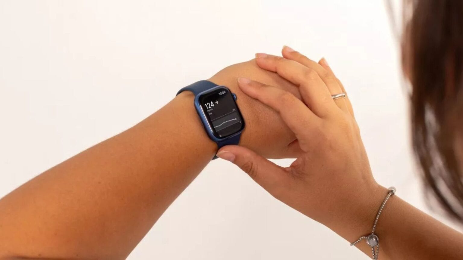 Apple Watch: in test il modello che misura il livello di glucosio, ma non arriverà ora