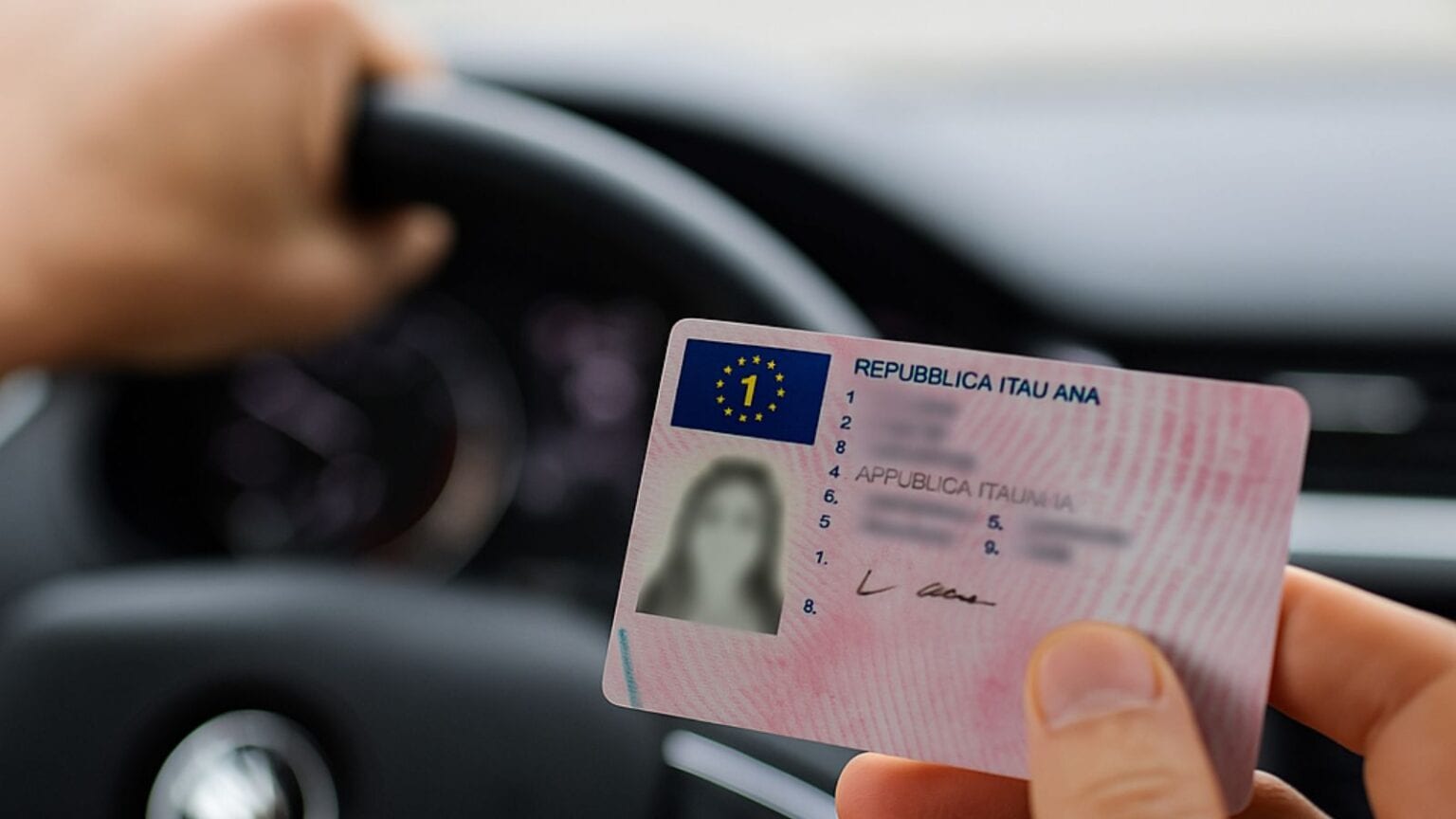 Nuovo Codice della Strada: è boom di patenti ritirate in Italia, sono oltre 16.000