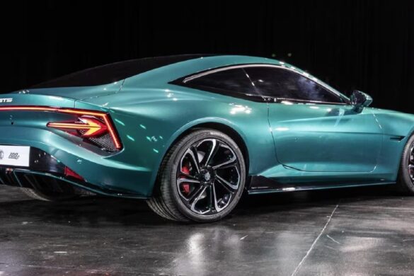 MG Cyberster GTS: ecco la nuova super coupé elettrica