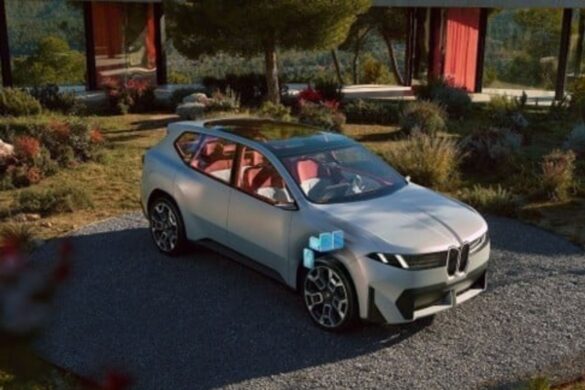 BMW e il suono del futuro: con HypersonX le auto elettriche diventano un’esperienza sensoriale