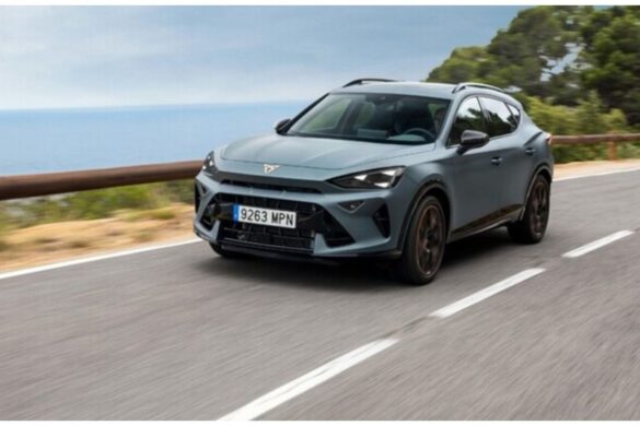 CUPRA lancia la nuova motorizzazione 2.0 TSI da 204 CV con Formentor e Leon Sportstourer