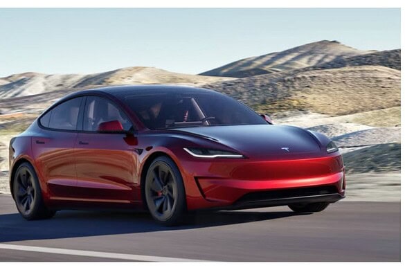 FSD Tesla avvistata ad Amsterdam: un test che fa discutere