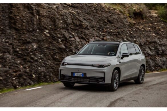 Il debutto italiano della Leapmotor C10: autonomia da record per il SUV elettrico cinese