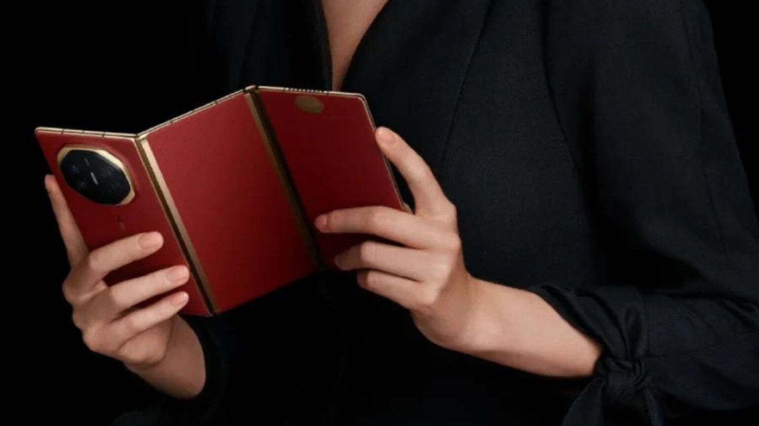 tri-fold