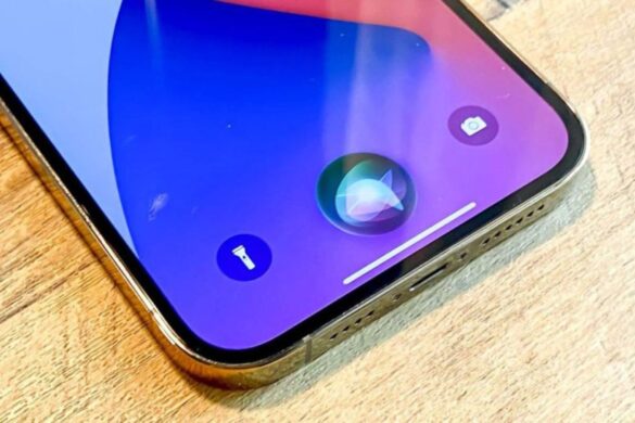 Siri verso l’integrazione con l’AI: Apple guarda a Gemini di Google