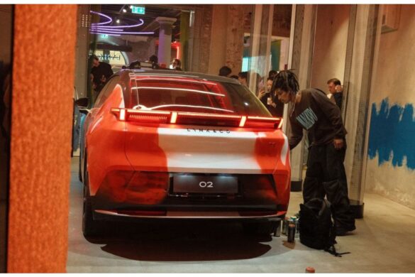 La sorpresa di Lynk & Co alla Milano Design Week: quando l’ auto diventa arte