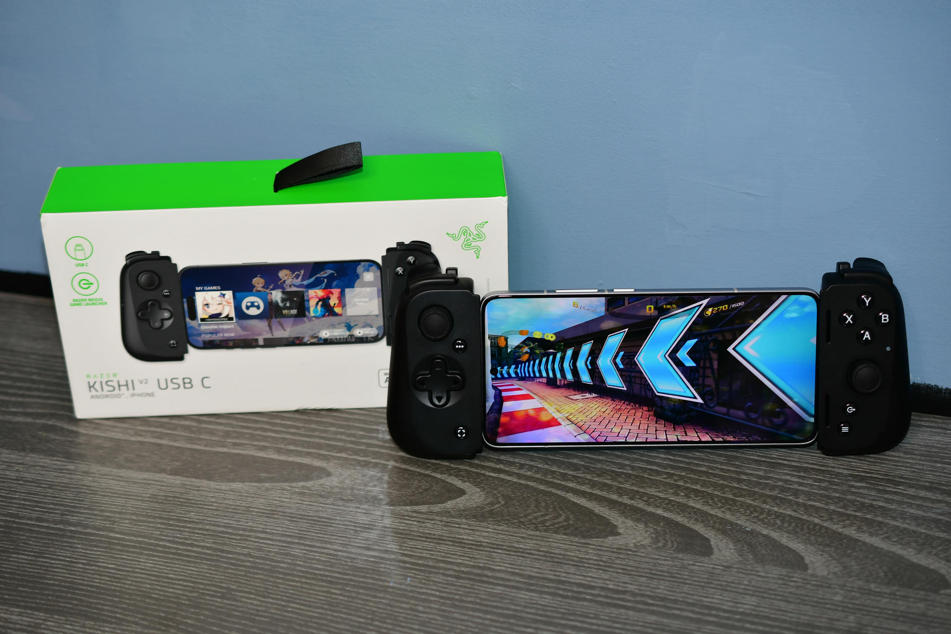 DSC Razer Kishi V Pro DSC Razer Kishi V Pro