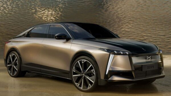 DS N°8: la nuova elettrica del lusso nasce a Melfi