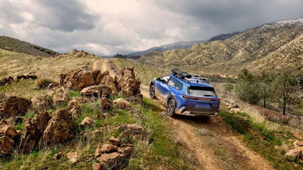 Subaru Trailseeker con trazione integrale: arriva il nuovo SUV elettrico