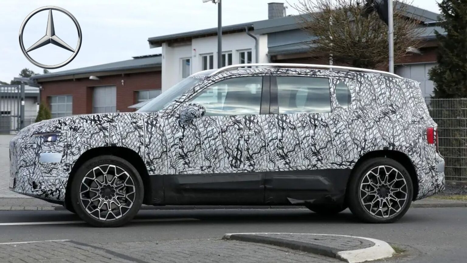 Nuova Mercedes GLB: novità sul modello che mixa tradizione ed innovazione