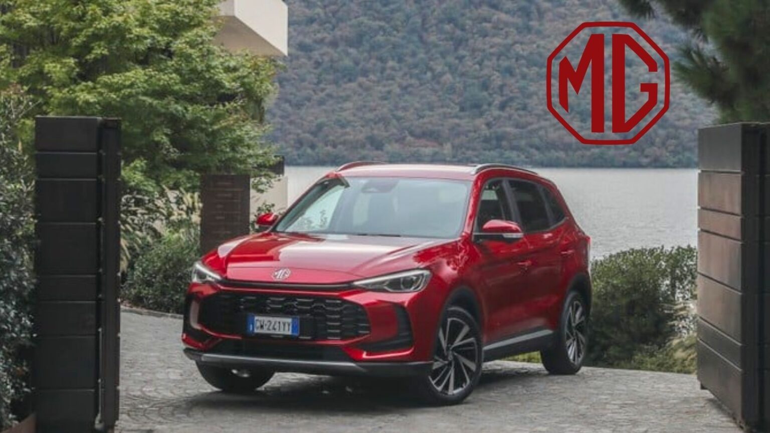 Nuova MG ZS a benzina: il SUV accessibile